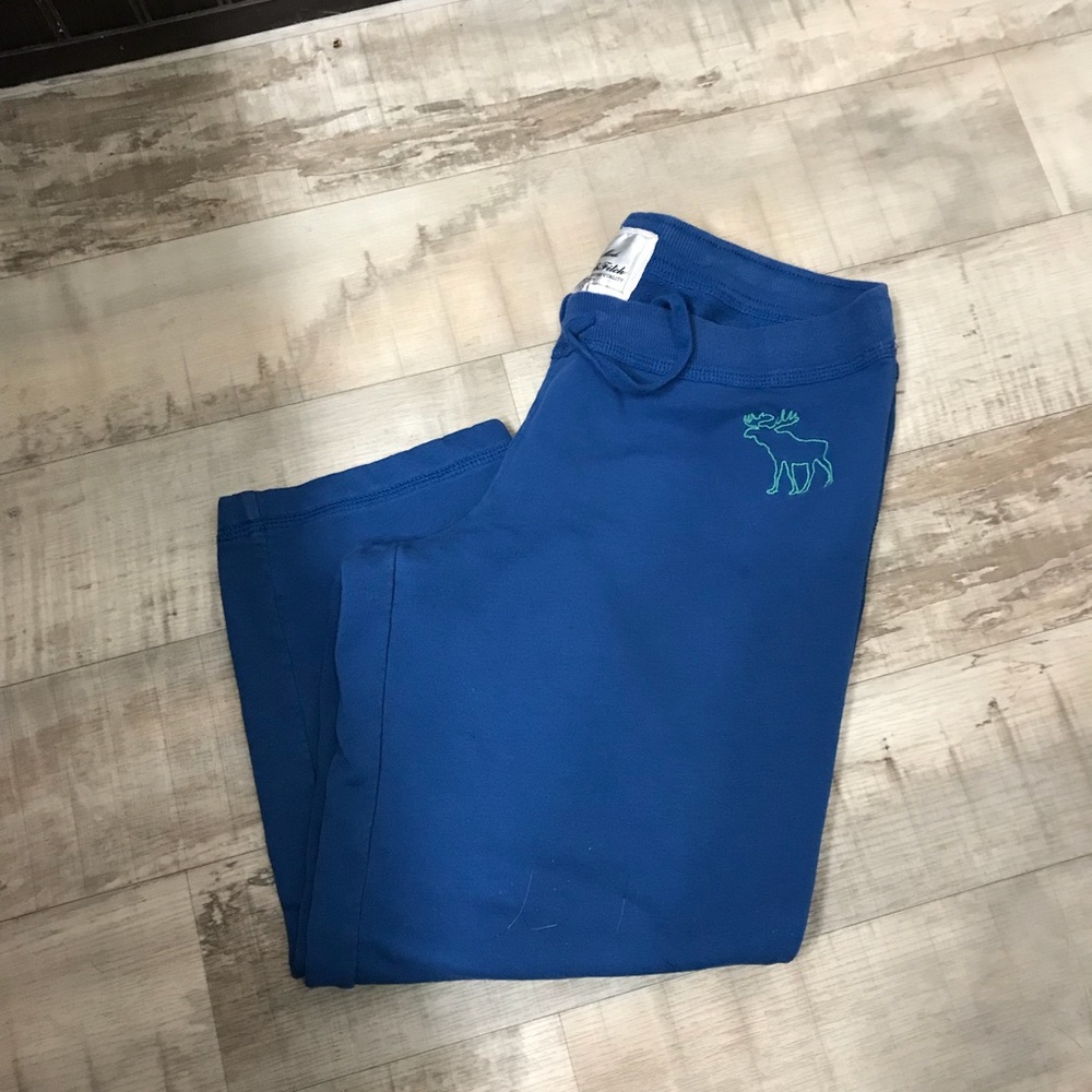 Abercrombie & Fitch cropped Capri sweats